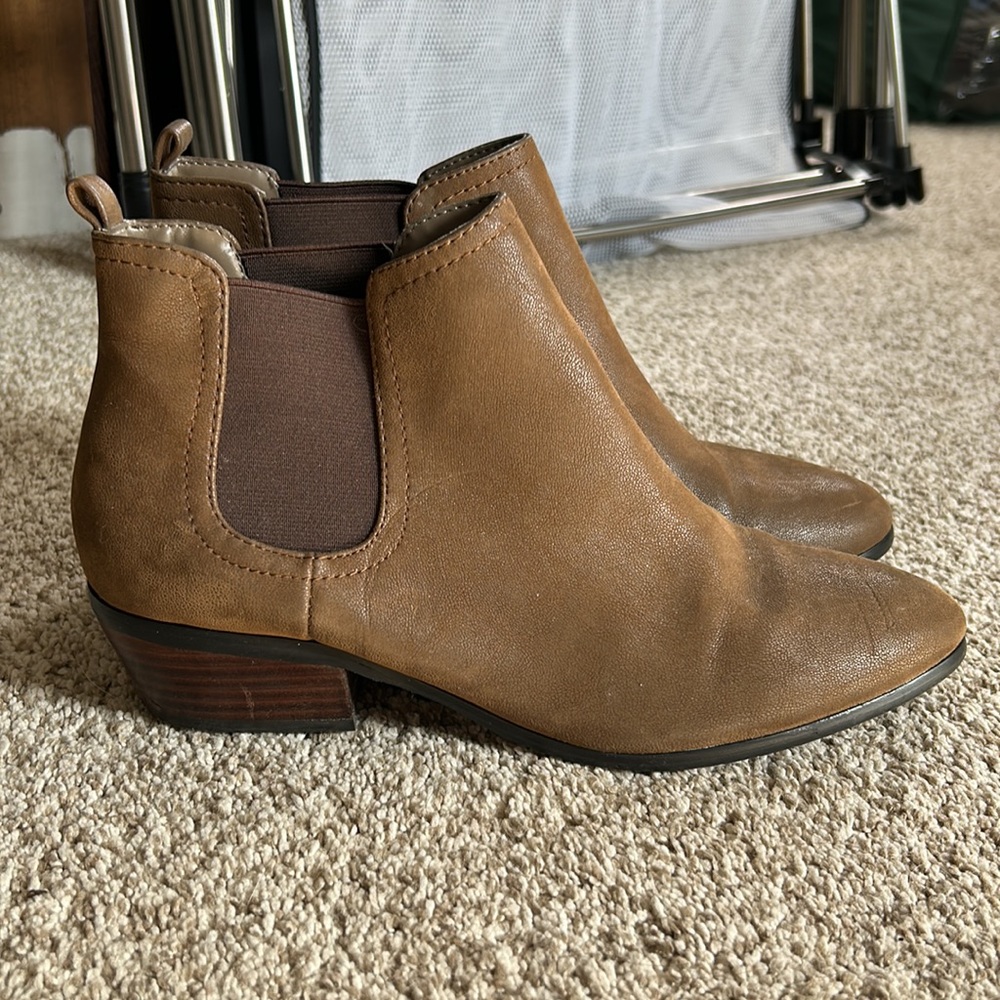Jeanne Beker Ankle Booties